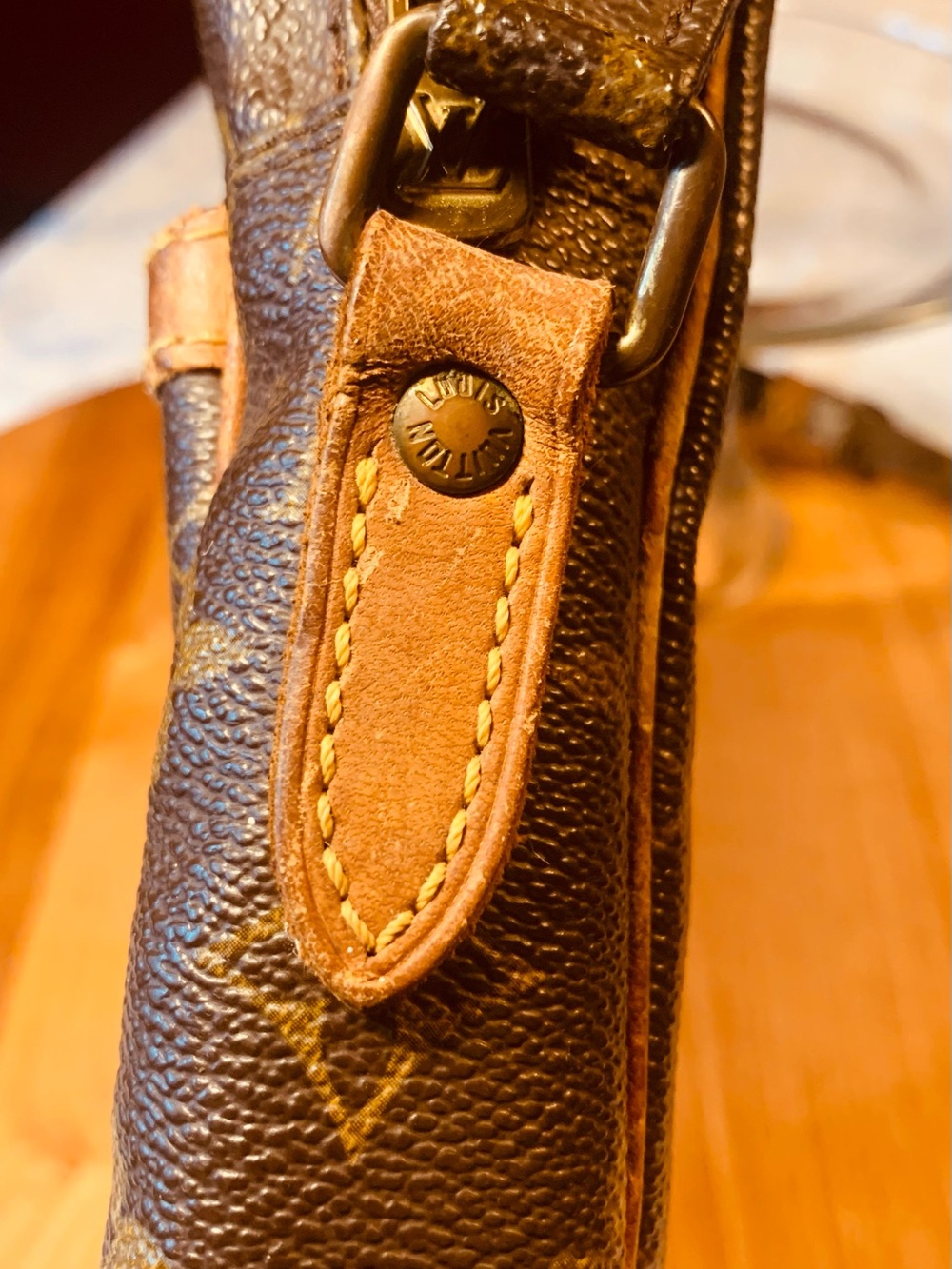 Louis Vuitton Authentic Danube Vintage Shoulder / Cross Body canvas Monogram bag - Picture 4 of 13